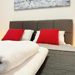House Primorac فيلة