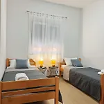 فيلة House Primorac