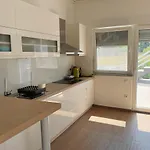 House Primorac فيلة