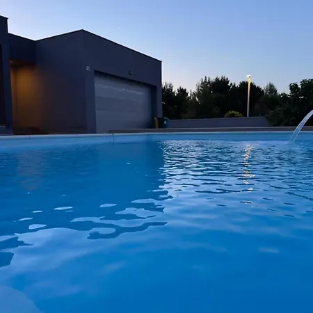 House Primorac Βίλα *